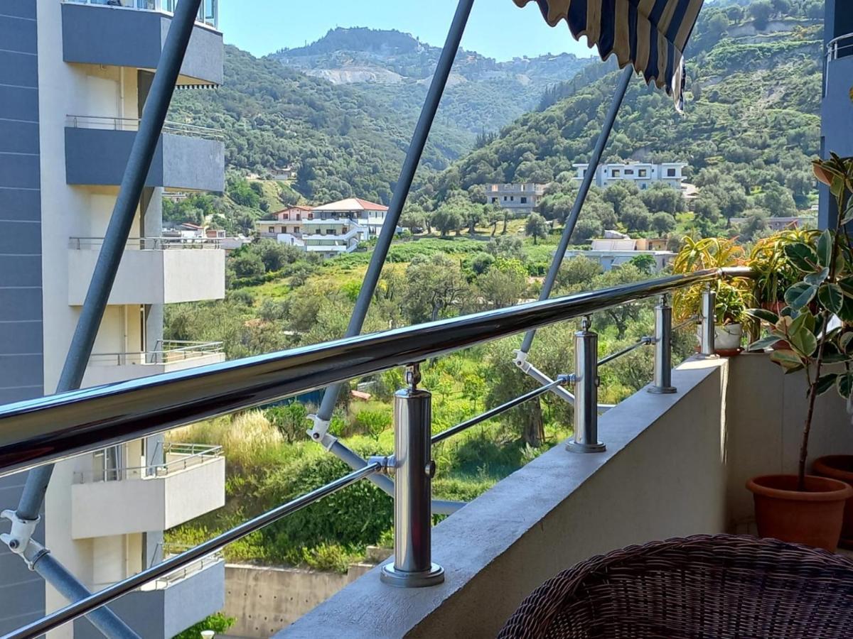 Lungo Mare & Luxury Apartments Vlorë Екстериор снимка