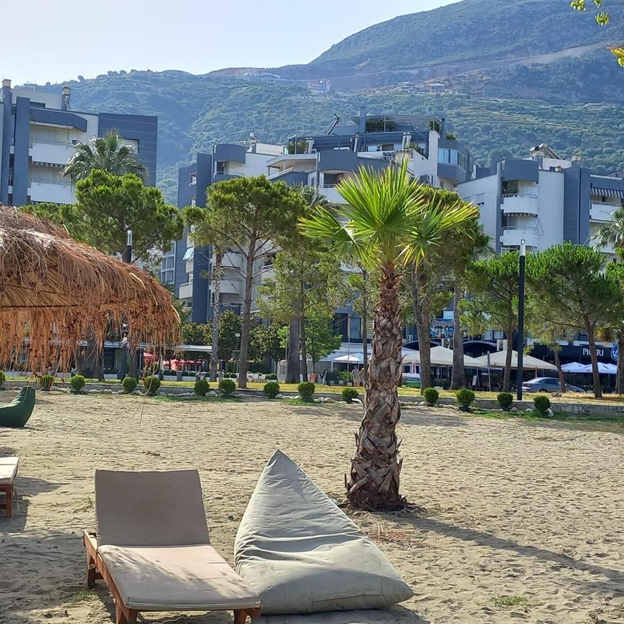 Lungo Mare & Luxury Apartments Vlorë Екстериор снимка